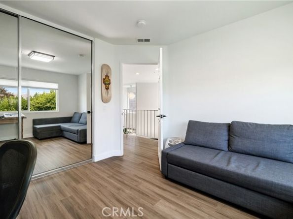14300 Terra Bella Street 100, Panorama City (los Angeles) CA 91402