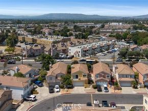 14300 Terra Bella Street 100, Panorama City (los Angeles) CA 91402