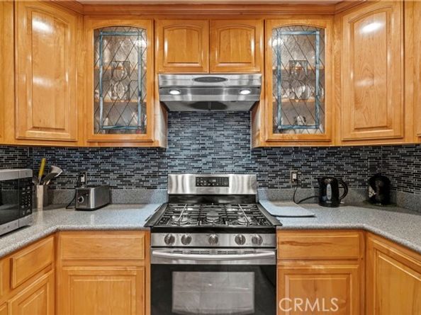 7463 Mason Avenue, Winnetka (los Angeles) CA 91306