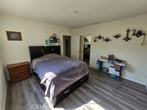 8446 Bradley Avenue, Sun Valley (los Angeles) CA 91352
