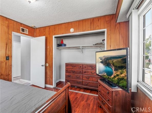 12326 Glamis Street, Pacoima (los Angeles) CA 91331