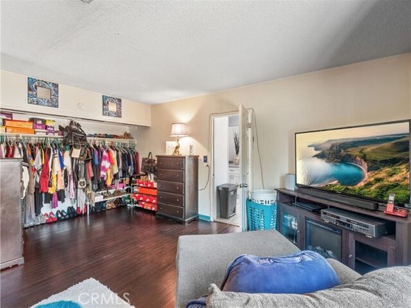 12326 Glamis Street, Pacoima (los Angeles) CA 91331