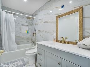 18352 Bessemer Street, Tarzana (los Angeles) CA 91335