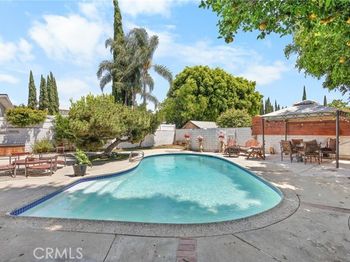 15354 Leadwell Street