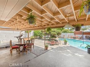 15354 Leadwell Street, Van Nuys (los Angeles) CA 91406