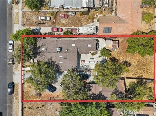 8040 Troost Avenue, North Hollywood (los Angeles) CA 91605