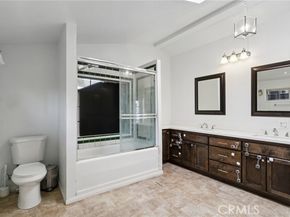 8040 Troost Avenue, North Hollywood (los Angeles) CA 91605