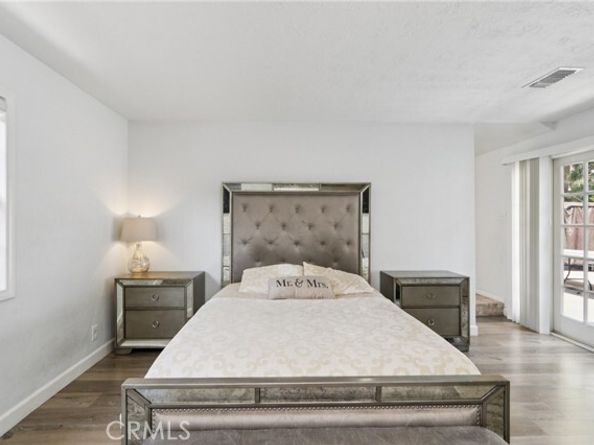 8040 Troost Avenue, North Hollywood (los Angeles) CA 91605