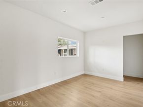 8040 Troost Avenue, North Hollywood (los Angeles) CA 91605