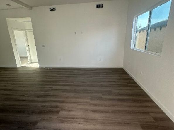12929 Van Nuys Boulevard, Pacoima (los Angeles) CA 91331