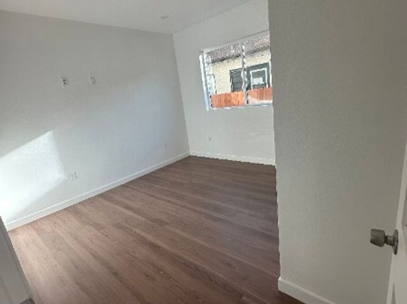 12929 Van Nuys Boulevard, Pacoima (los Angeles) CA 91331