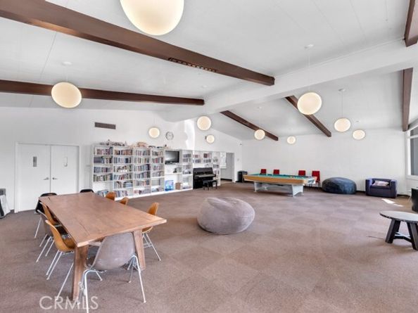 171 Comanche, Topanga (los Angeles) CA 90290