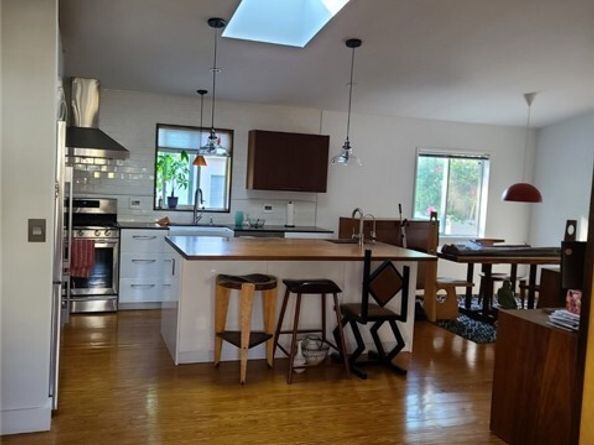 171 Comanche, Topanga (los Angeles) CA 90290