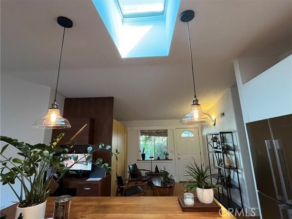 171 Comanche, Topanga (los Angeles) CA 90290