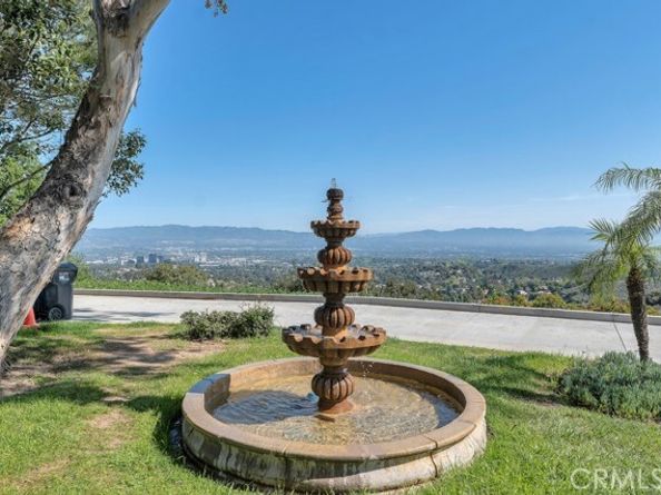 171 Comanche, Topanga (los Angeles) CA 90290