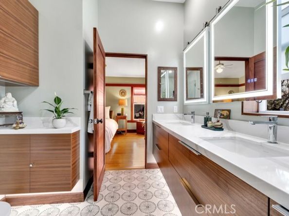 171 Comanche, Topanga (los Angeles) CA 90290