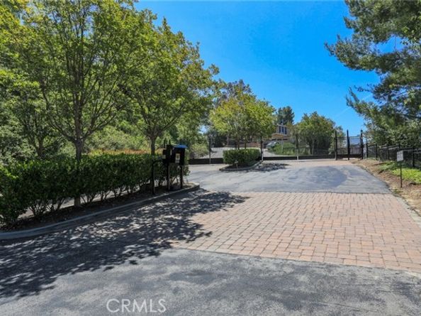 171 Comanche, Topanga (los Angeles) CA 90290