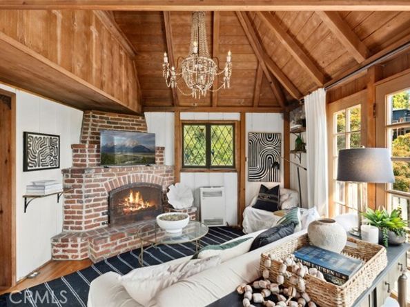 680 Virginia Park Drive, Laguna Beach CA 92651