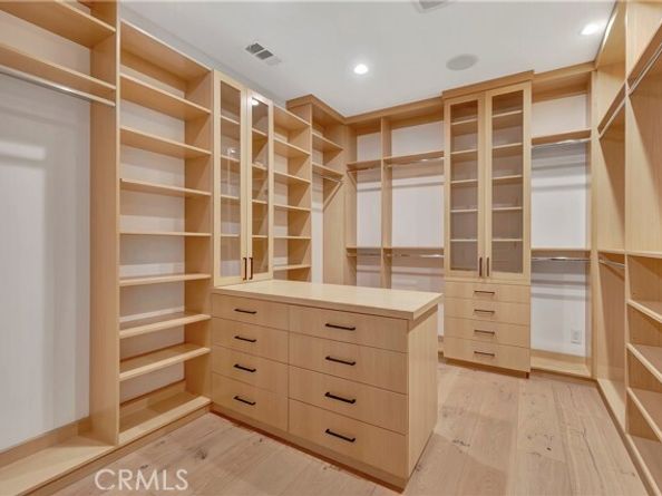 221 Carnation Avenue, Corona Del Mar (newport Beach) CA 92625