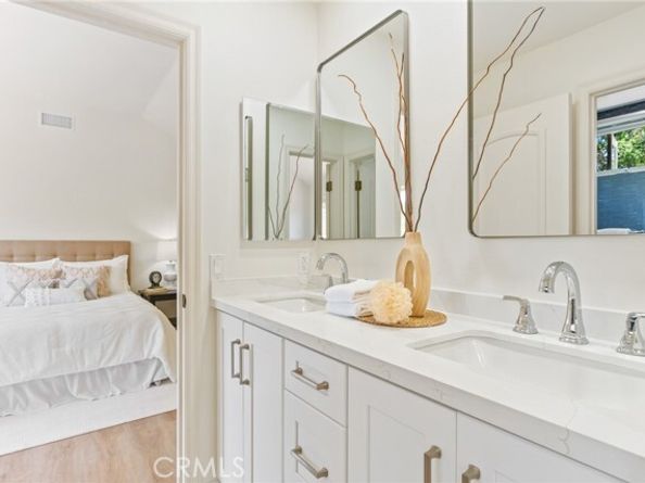 20 Meadow Wood Drive, Laguna Hills CA 92679