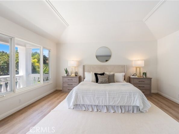 20 Meadow Wood Drive, Laguna Hills CA 92679