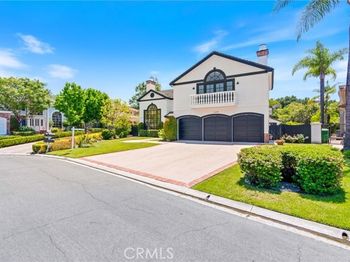 20 Meadow Wood Drive