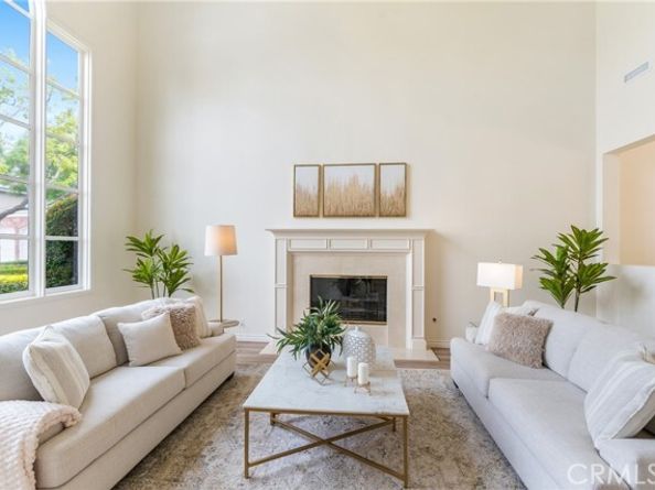20 Meadow Wood Drive, Laguna Hills CA 92679