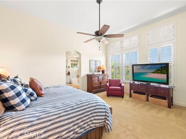 58 Downfield, Laguna Hills CA 92679