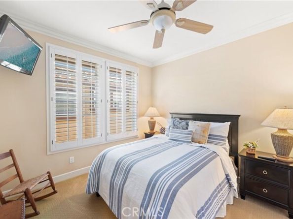 58 Downfield, Laguna Hills CA 92679