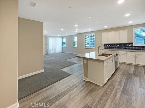 10411 Walden Way, San Diego CA 92126