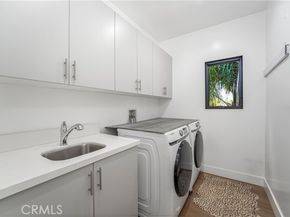 4706 Katherine Avenue, Sherman Oaks CA 91423