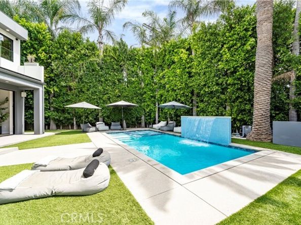 4706 Katherine Avenue, Sherman Oaks CA 91423