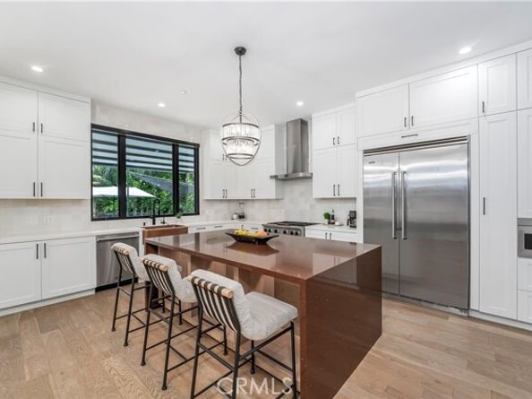 4706 Katherine Avenue, Sherman Oaks CA 91423