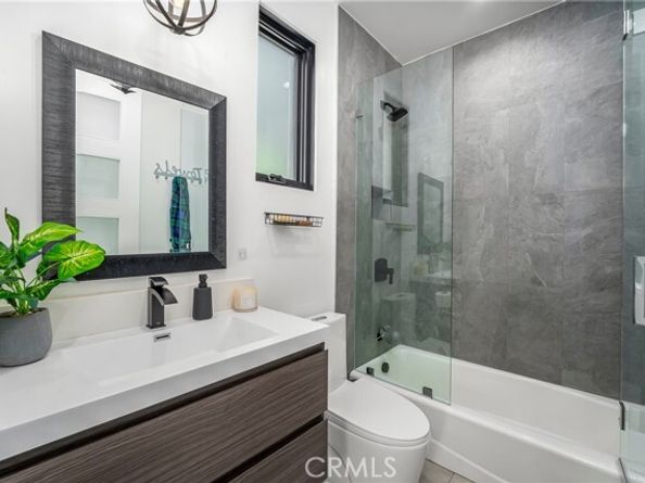 4706 Katherine Avenue, Sherman Oaks CA 91423
