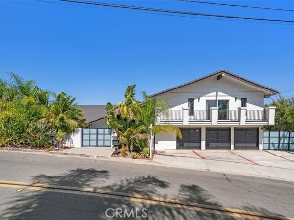 1711 Sirrine, Santa Ana CA 92705