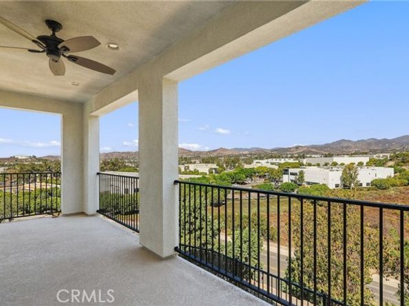 24 Poplar Court, Lake Forest (el Toro) CA 92630