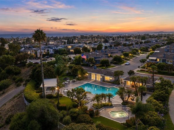 3600 5th, Corona Del Mar (newport Beach) CA 92625