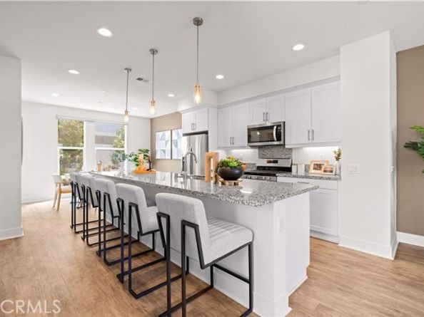 645 W 17th, Costa Mesa CA 92627