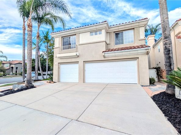 15 Bell, Lake Forest (el Toro) CA 92610