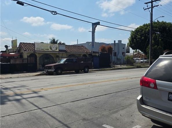 2703 Walnut Street, Huntington Park CA 90255