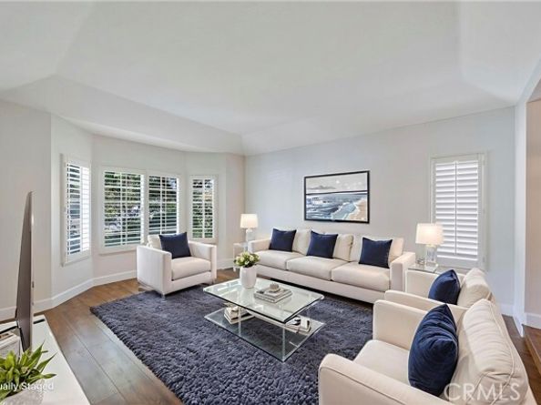24004 Arminta Street, West Hills (los Angeles) CA 91304