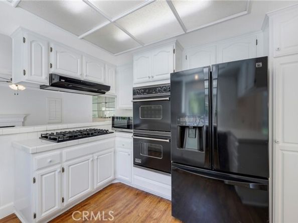 24004 Arminta Street, West Hills (los Angeles) CA 91304