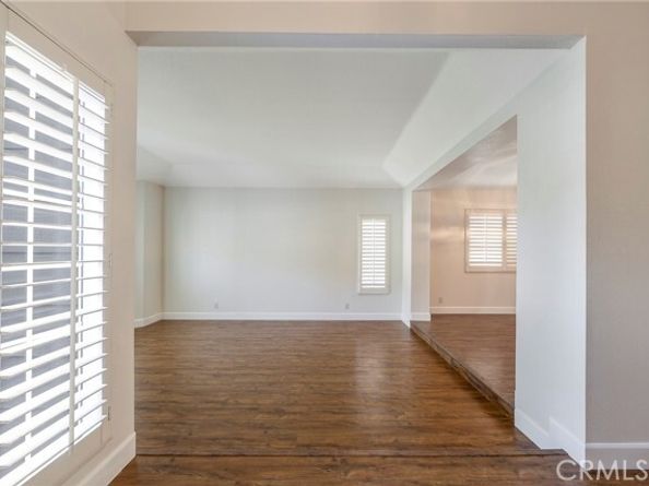 24004 Arminta Street, West Hills (los Angeles) CA 91304