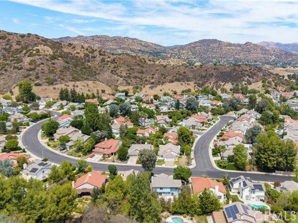 24004 Arminta Street, West Hills (los Angeles) CA 91304