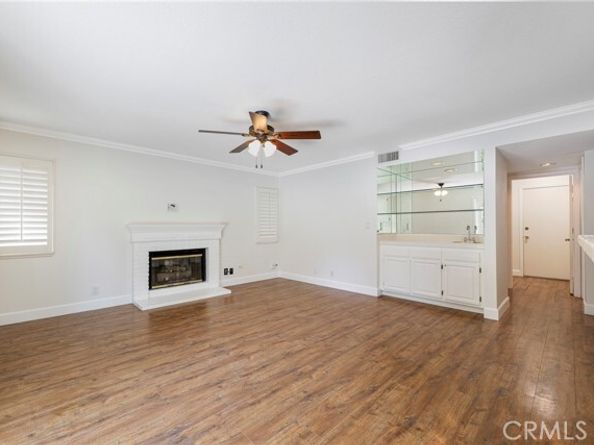 24004 Arminta Street, West Hills (los Angeles) CA 91304