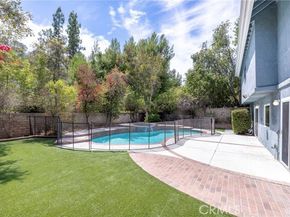 24004 Arminta Street, West Hills (los Angeles) CA 91304