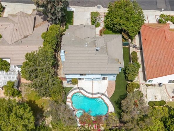 24004 Arminta Street, West Hills (los Angeles) CA 91304