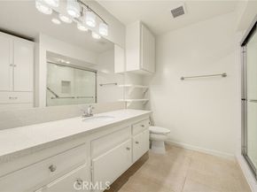 372 Carroll Park 305, Long Beach CA 90814