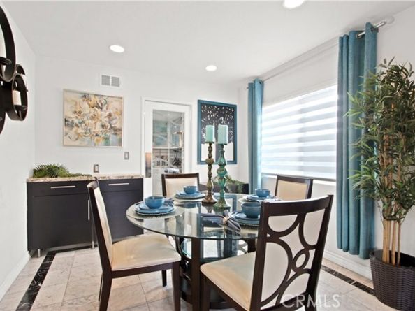 1107 Woodbury Drive, Harbor City (los Angeles) CA 90710