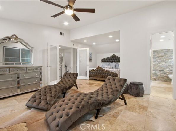 1107 Woodbury Drive, Harbor City (los Angeles) CA 90710